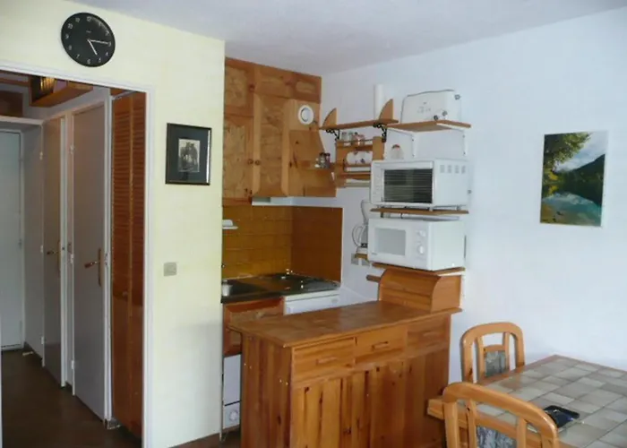 Cosy Au Pied Des Pistes Avec Parking Privatif - Fr-1-804-29 דירה